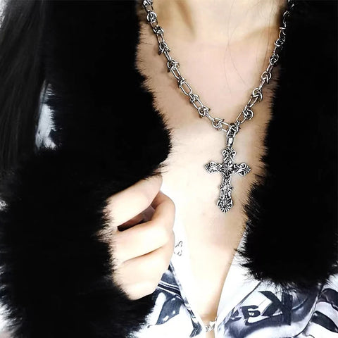 Gothic Kreuz Halskette