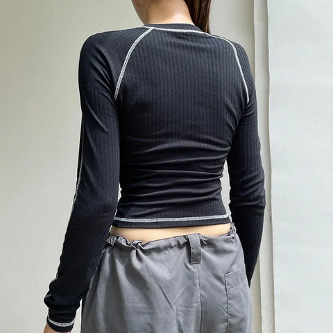 Schwarzes Knit Crop-Top mit Langarm im Techwear-Stil für Fraue