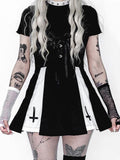 Gothic-Faltenrock für Frauen mit Vintage-Kreuzdruck