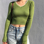 Pull á la fairy-grunge mit gerippter Strickware und Rundhalsausschnitt, Croptop-Schneidung