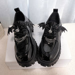 Gothic-Schuhe mit glänzendem Plateau