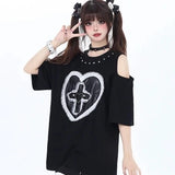 Gothic-Liebe: Schwarzes Oversize-T-Shirt mit Kreuz & Cut-Outs