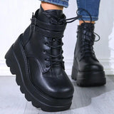 Weiße Plateau-Stiefel im Gothic-Stil mit Chunky Absatz