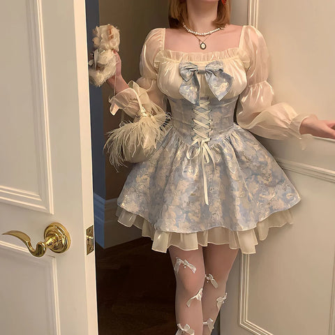 Zauberhaftes Lolita-Kleid mit Puffärmeln und Schleifen-Detai