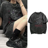 Kawaii Goth T-Shirt für Damen  Einzigartiger Anime Grafik look