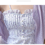 Weiße Soft-Girl-Sommerkleid mit violettem Blumenprint