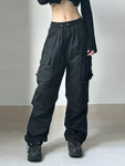Damen Techwear Cargo-Hose im Oversize Stil mit weitem Bein