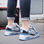 Stylische E-Girl Sneaker in Blau mit dicker Sohle