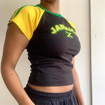 Trendiges Jamaica Crop-Top im Y2K-Hip-Hop-Stil