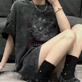 Kawaii Goth T-Shirt für Damen  Einzigartiger Anime Grafik look