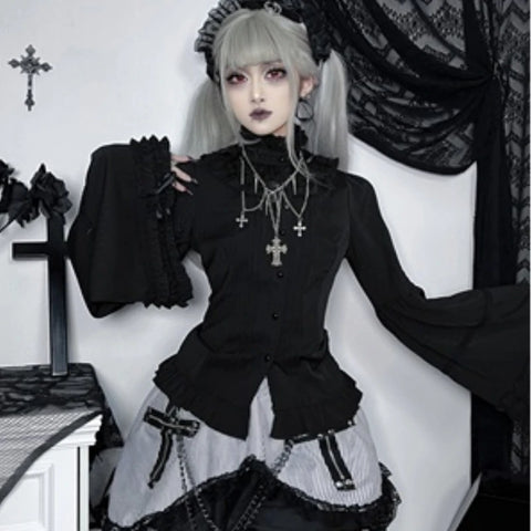 Gothic Lolita Bluse mit Spitze und Rüschenkragen