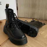 Stylische schwarze Martin Boots für alternative Mod