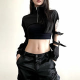 Trendiges Cyber Gothic Crop-Top mit Zipper und Cargo-Details