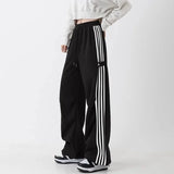 Y2K Inspiriert: Schwarz-Weiße Gestreifte Baggy-Sweatpants