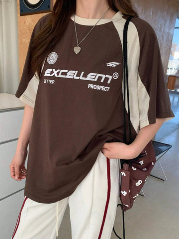 Oversized Y2k T-Shirt mit Kontrastfarben und Letter-Print