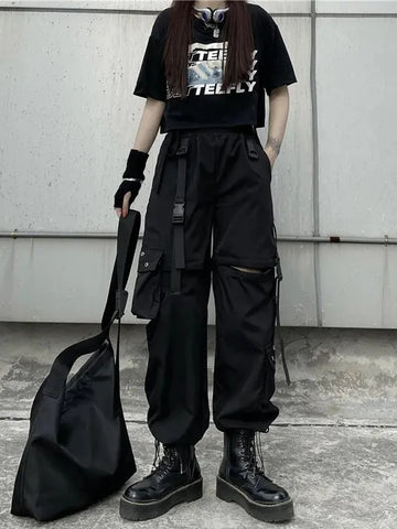 Damen Techwear-Cargohose mit Oversize-Taschen im Gothic-Stil