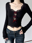 Schnörkelloses Design Bow Lace Trim Cropped T-Shirt im Gothic-Sti