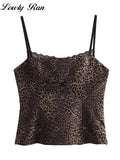 Leoparden Crop-Top mit Spitze – Verführerischer E-Girl Look