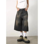 Y2K Oversize-Jorts: Lässige Denim-Shorts im Streetwear-Stil