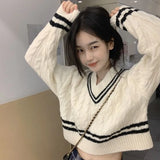 V-Ausschnitt Cropped Pullover für Frauen gestrickter Stil im japanischen