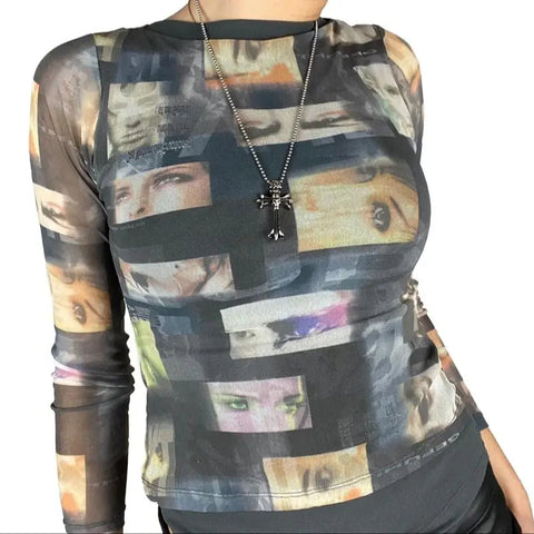 Gothic-Mesh-T-Shirt mit Print im E-Girl-Stil der 90er