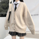 Beige Strickjacke von egirl im Stil einer japanischen Studentin