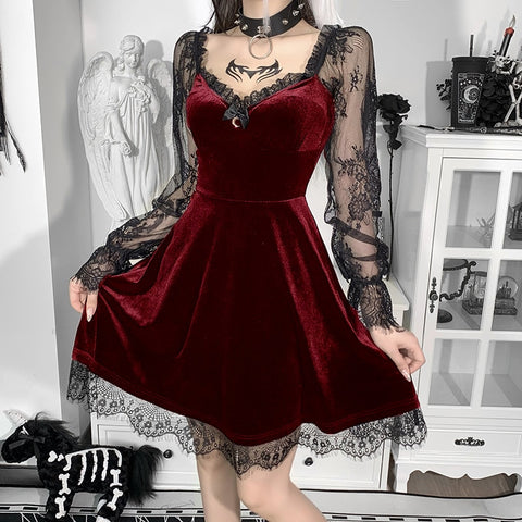 Rote gothic-Velvet kleid mit Netzarmen