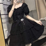 Grunge-Kleid im japanischen Lolita-Stil