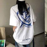 Weißer Y2K übergroßes T-Shirt mit blauer Druckgrafik