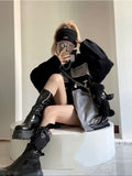 Graue und schwarze Cyberpunk-Grunge-Jacke