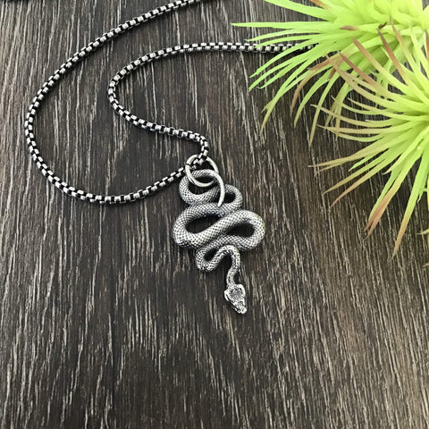 Halskette e-girl Schlangenanhänger