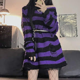Gestreifter Pullover schwarz und violett