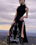 Ärmelloses Grunge-Kleid mit Tribal-Print und Schlitz